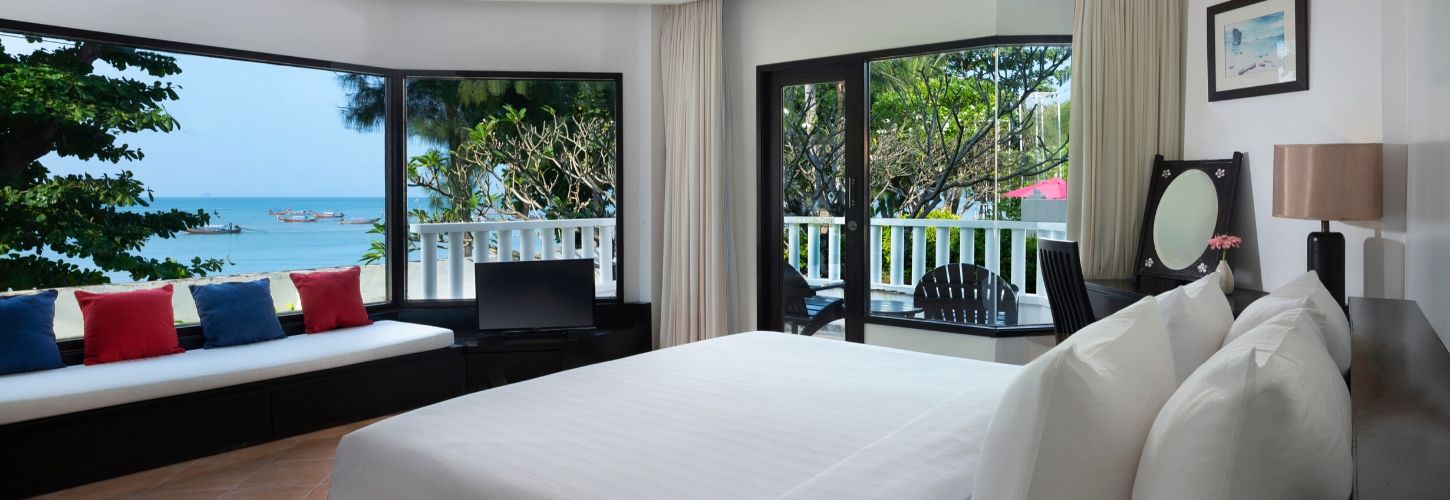 Aonang villa resort-deluxe seaview room-1450x500
